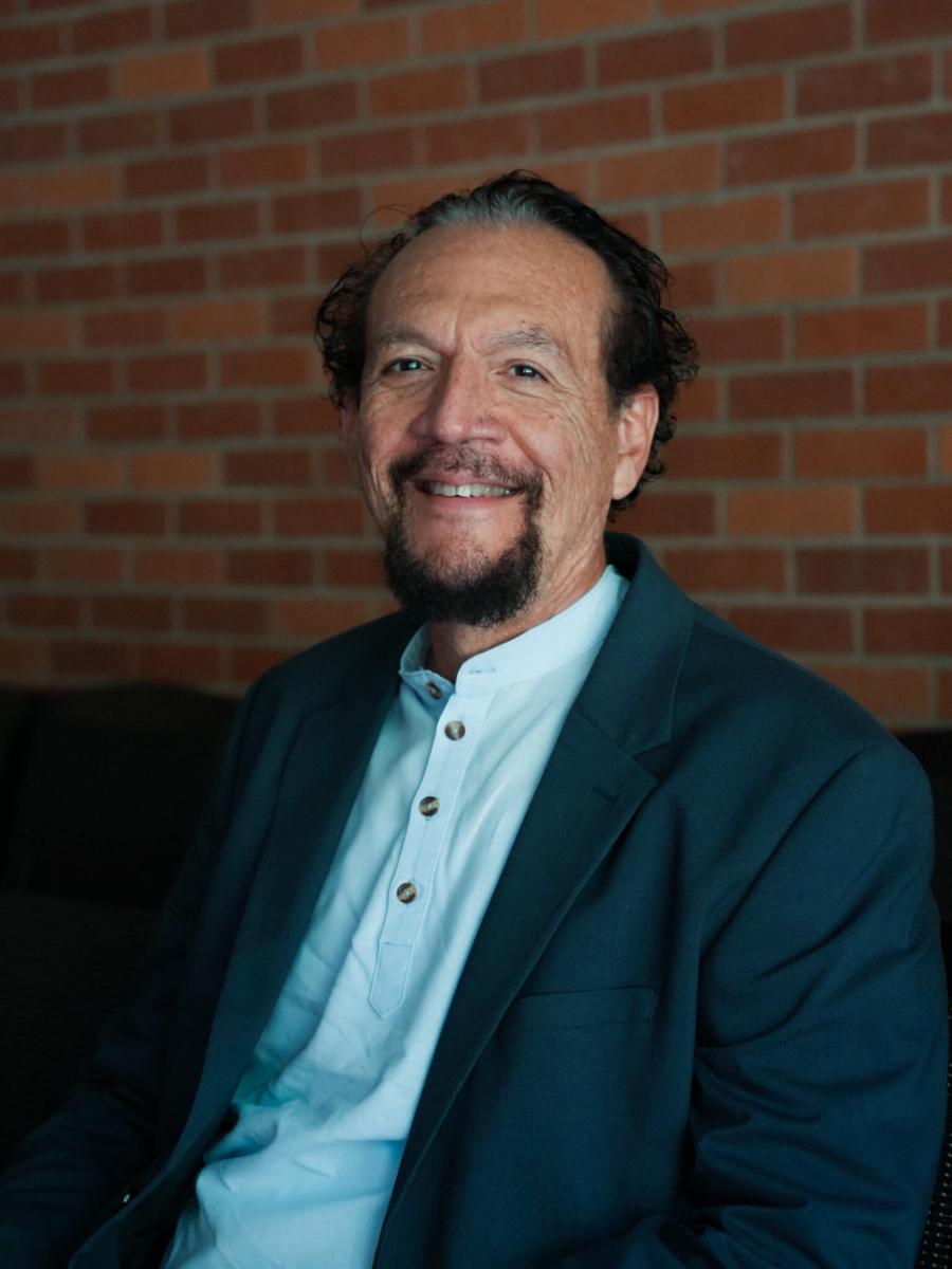 Carlos Colón